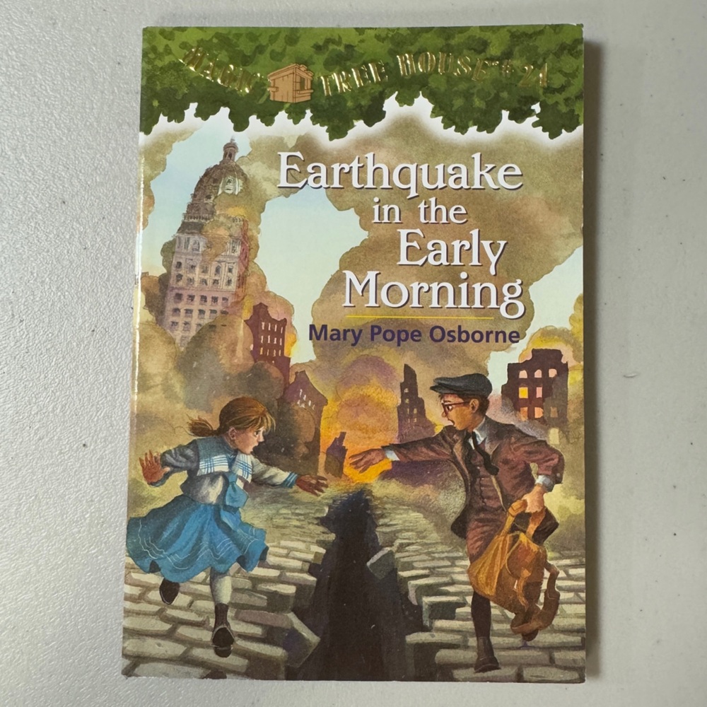 Magic Treehouse Book #24 Paperback Children’s Series Earthquake Early Morning